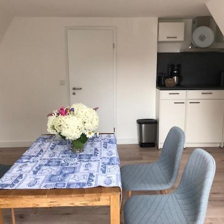Die Graefin Auf Ruegen - Ferienappartements Parchtitz Zewnętrze zdjęcie