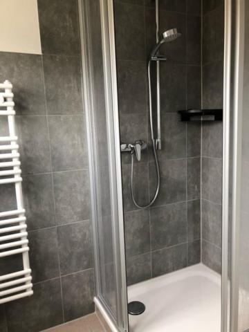 Die Graefin Auf Ruegen - Ferienappartements Parchtitz Zewnętrze zdjęcie
